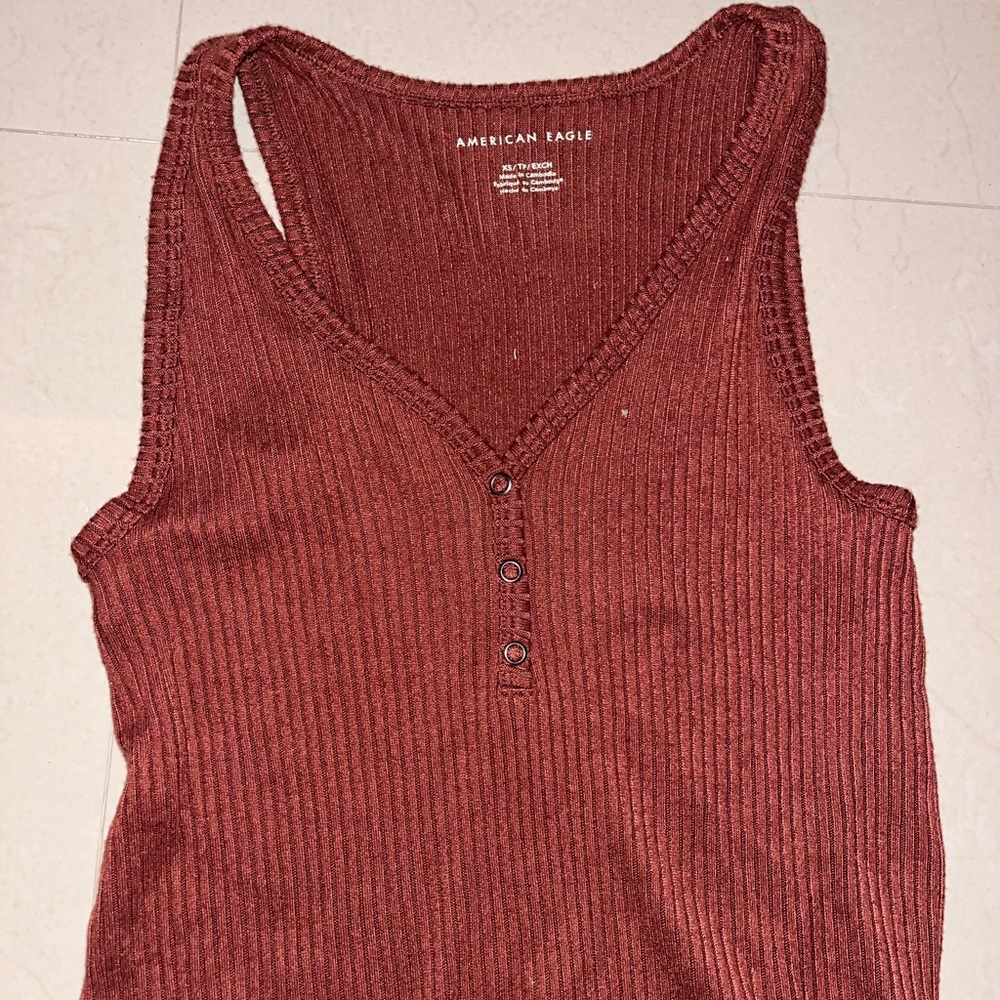 anerican eagle sleeveless top.